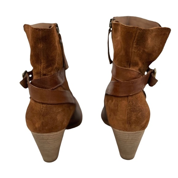 GARNET HILL Riley Heeled Buckle Boots - Picture 8 of 13